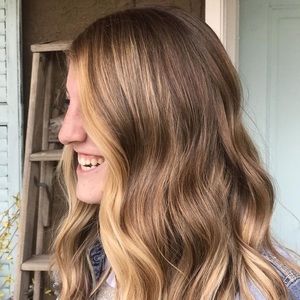 Meet your Posher, Allison